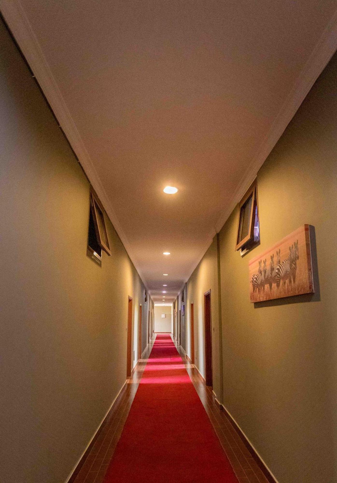 Panone Hotels - King'Ori Kilimanjaro Airport Moshi Luaran gambar